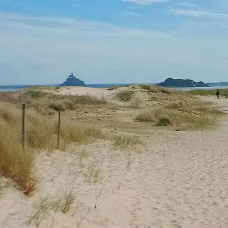 Сasa de vacaciones Charming Holiday In A Quiet Location, Near The Coast, 2 Bicycles