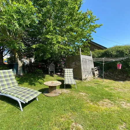 Сasa de vacaciones Charming Holiday In A Quiet Location, Near The Coast, 2 Bicycles *